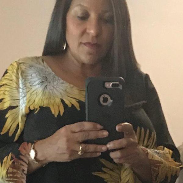 LYNETTE